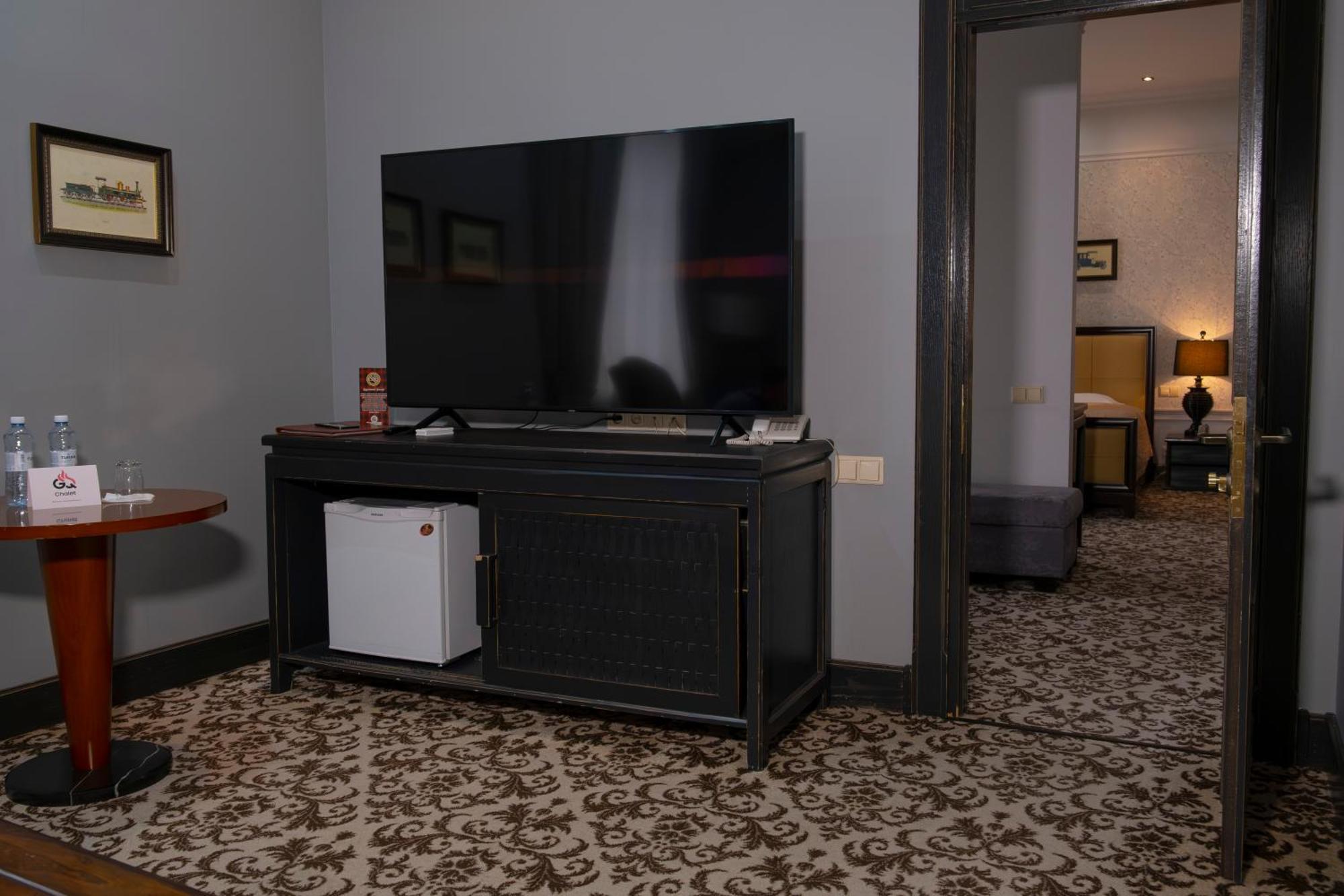 Plaza Hotel Kökchetaou Extérieur photo