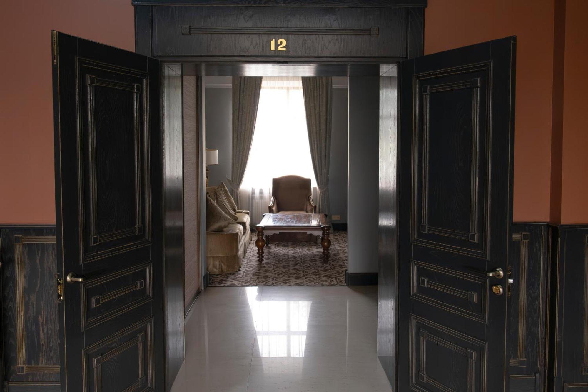 Plaza Hotel Kökchetaou Extérieur photo
